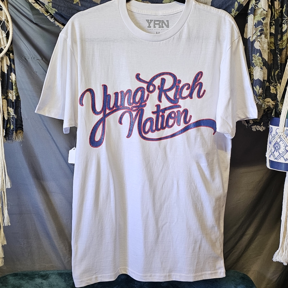 3/$25 🆕 YRN Yung Rich Nation White Logo Tee in Blue & Red size Medium